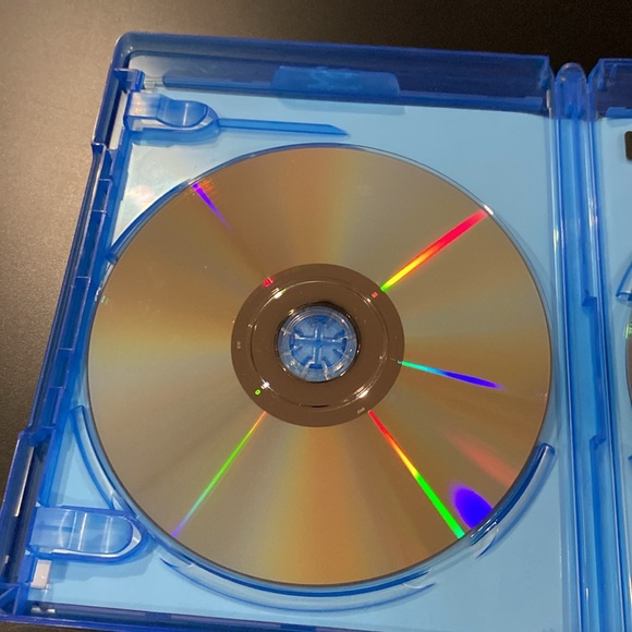 Blackhat - Blu-ray & DVD Combo Set - Picture 4 of 5